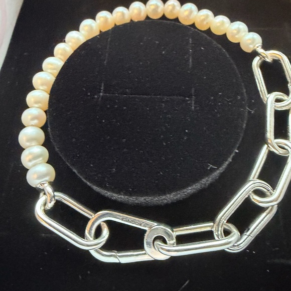 Pandora Silver and Pearl Bracelet - Picture 3 of 3